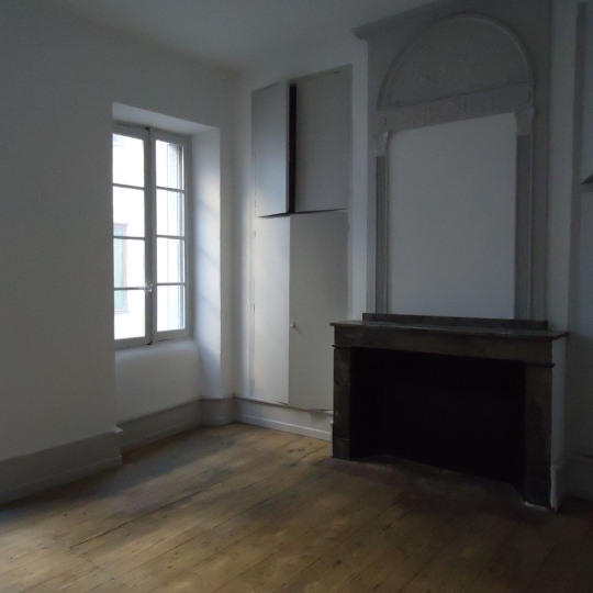  Annonces VERNIOLLE : Immeuble | FOIX (09000) | 220 m2 | 325 000 &euro; 