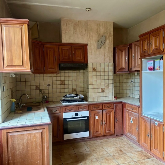  Annonces VERNIOLLE : Maison / Villa | FOIX (09000) | 205 m2 | 145 000 &euro; 