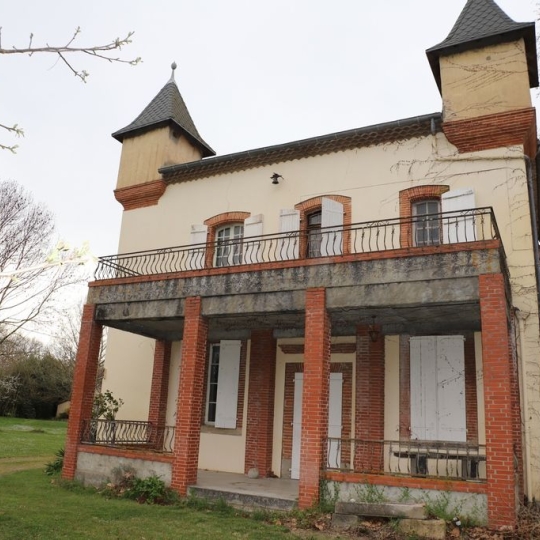  DEMEURES MAISONS PATRIMOINE : Domain / Estate | PAMIERS (09100) | 427 m2 | 320 000 € 