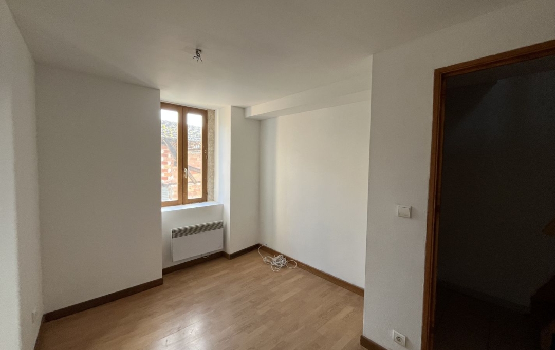 Annonces VERNIOLLE : Maison / Villa | PRAYOLS (09000) | 45 m2 | 456 &euro; 