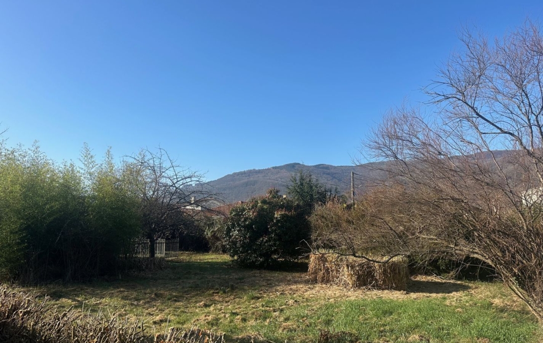 Annonces VERNIOLLE : Terrain | MONTGAILLARD (09330) | 1 368 m2 | 130 000 &euro; 