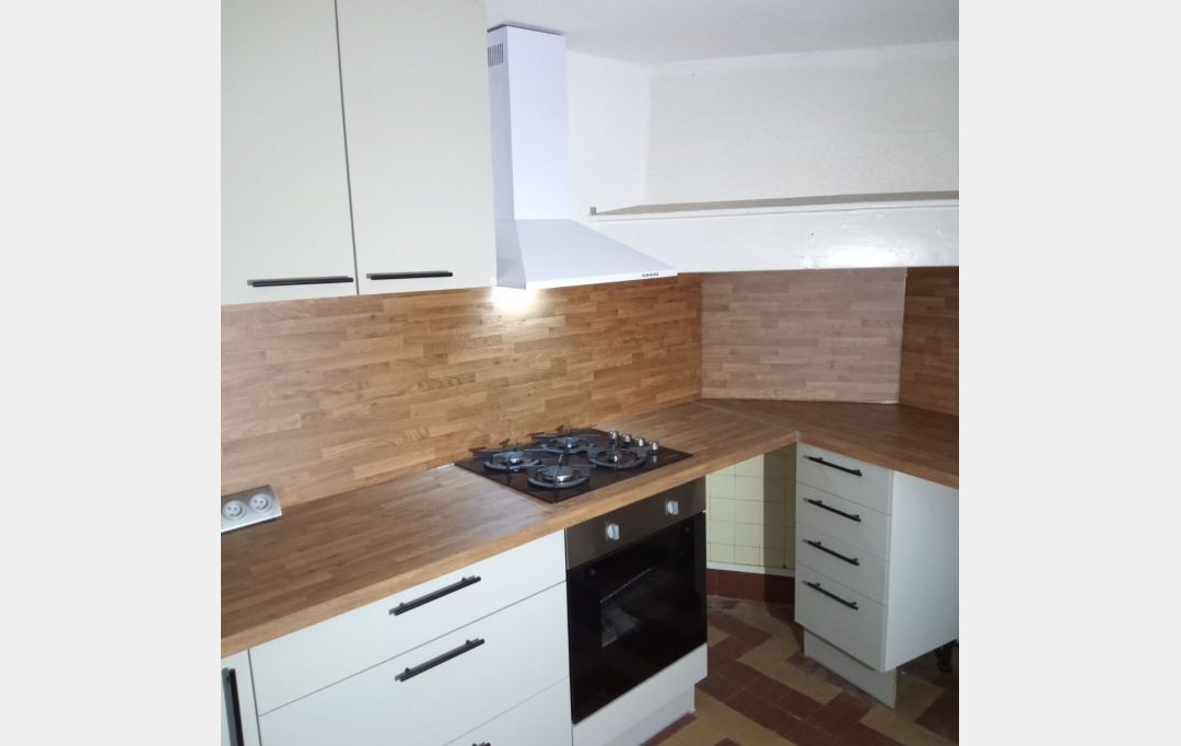 Annonces VERNIOLLE : Immeuble | FOIX (09000) | 220 m2 | 325 000 &euro; 