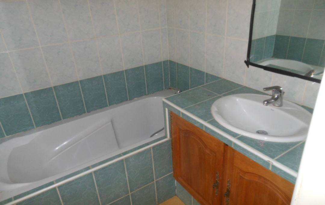 Annonces VERNIOLLE : Immeuble | FOIX (09000) | 220 m2 | 325 000 &euro; 