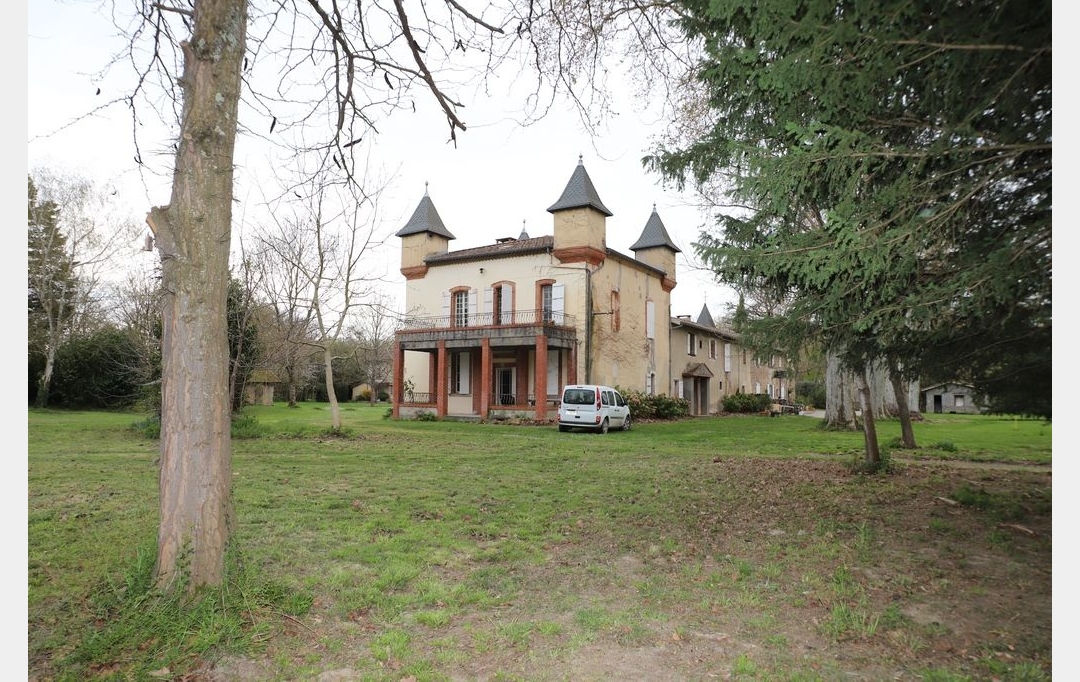 DEMEURES MAISONS PATRIMOINE : Domain / Estate | PAMIERS (09100) | 427 m2 | 320 000 € 