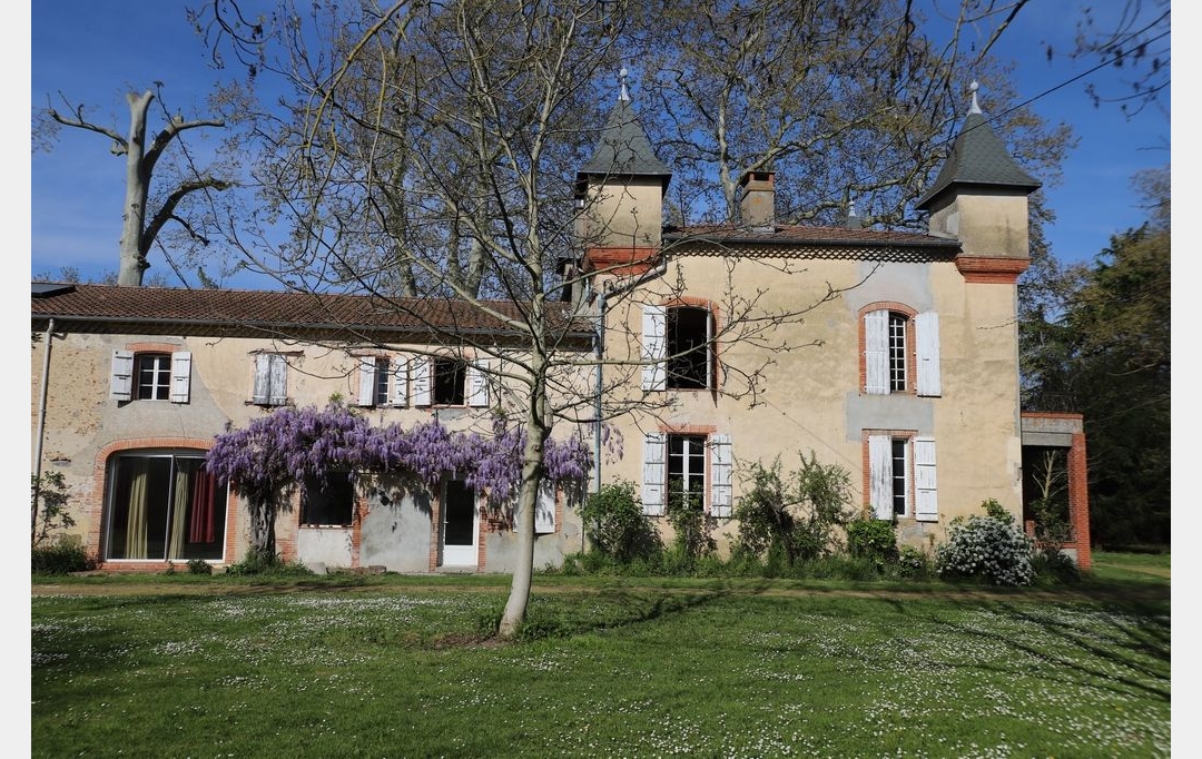 DEMEURES MAISONS PATRIMOINE : Domain / Estate | PAMIERS (09100) | 427 m2 | 320 000 € 