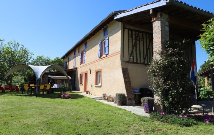 Propriété   PAMIERS  214 m2 520 000 € 
